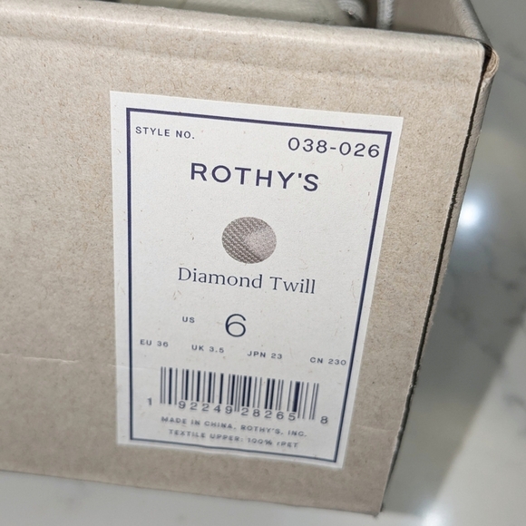 Rothy's The Lace Up Sneaker in Diamond Twill - Picture 4 of 11